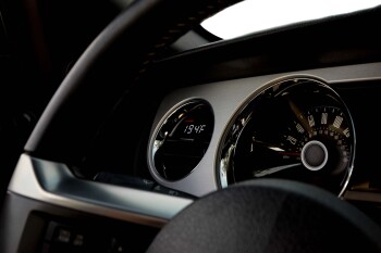 P3 V3 OBD2 - Ford Mustang Gen5 Display (2010-2014) Universal