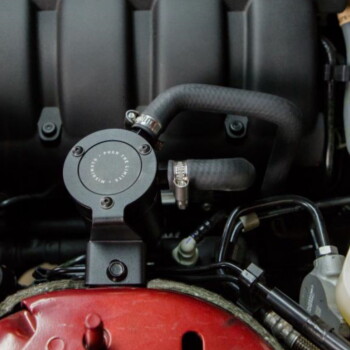 Öl Catch Can mit Ölsperre PCV Seite Mishimoto Ford Mustang EcoBoost / 15+ | MMBCC-MUS4-15PBE