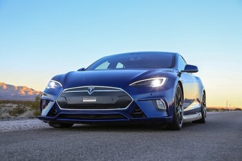 Restposten - Unplugged Performance PU Flagship Frontschürze für Tesla Model S
