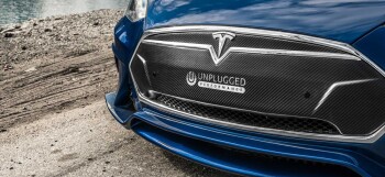 Restposten - Unplugged Performance PU Flagship Frontschürze für Tesla Model S
