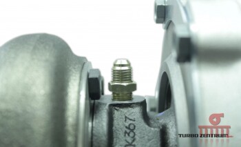 Oil adapter with 0,9mm restrictor for Garrett GT-R - brass