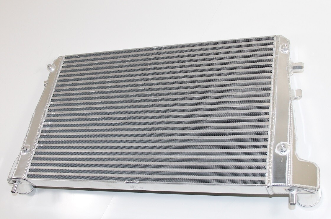 Front Mounting Intercooler 2.0 L MK5 (replaces OEM intercooler) Volks
