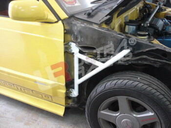 3-Punkt Strebe Radhausversteifung für Daihatsu...