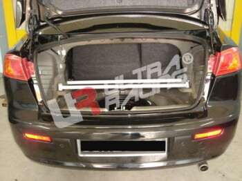 4-Punkt Strebe Kofferraum für Mitsubishi Lancer 07+...