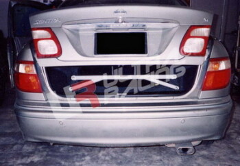 4-Punkt Strebe Kofferraum Nissan Almera 00-05 N16 | RE4-033
