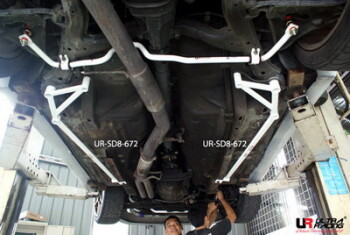 2x 4-Punkt Streben seitlich Unterboden Nissan S13 89-94 |...