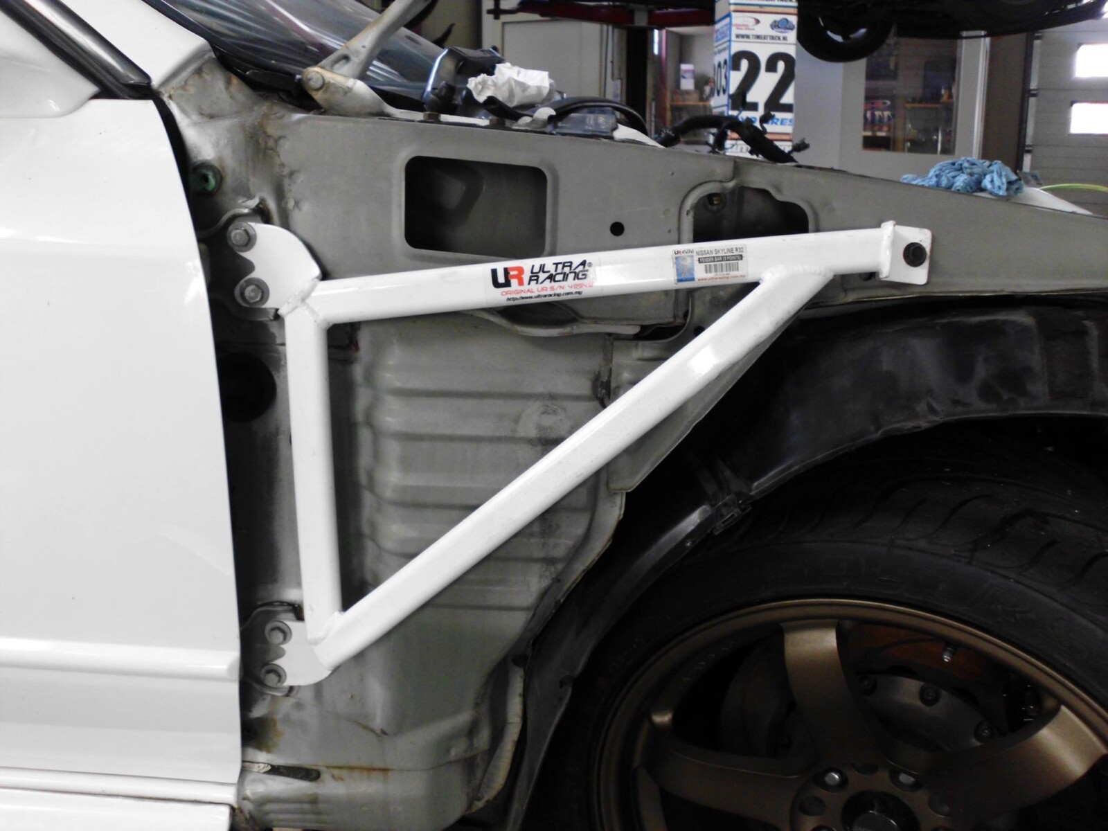 3 Point Fender Brackets Nissan Skyline R32 Gtr Ultra Racing 185 93 3 Point Fender Brackets Nissan Skyline R32 Gtr Ultra Racing 185 93