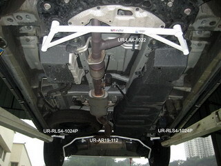 4-Punkt H-Strebe vorne Toyota Previa 06+ 3.5 | LA4-1022