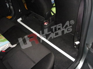 2-Point Room Bar Toyota Yaris HB/Sedan 05+ | RO2-637
